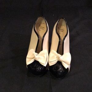 Adorable Bow Tie Heels